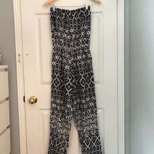 Strapless pattern jumpsuit